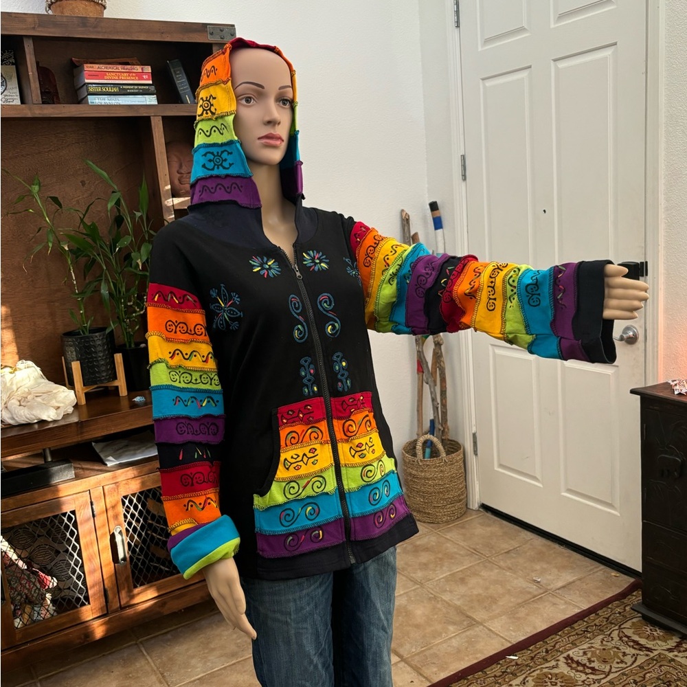 Colorful Embroidered Zip-Up Jacket - Picture 3 of 3